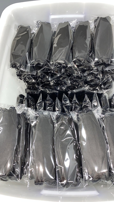 進-魚型立體口罩 ( 黑、白色 / 彩色印刷 )